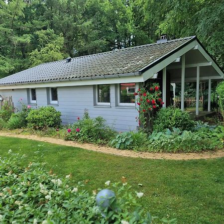 Ferienhaus Paulsen - Gemuetliches Haeuschen Mit Vollstaendig Eingezaeuntem Garten Und Kamin Silberstedt Exterior photo